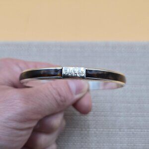 8 Inch Silver Tone Vintage Guess Brand Bangle Bracelet B652